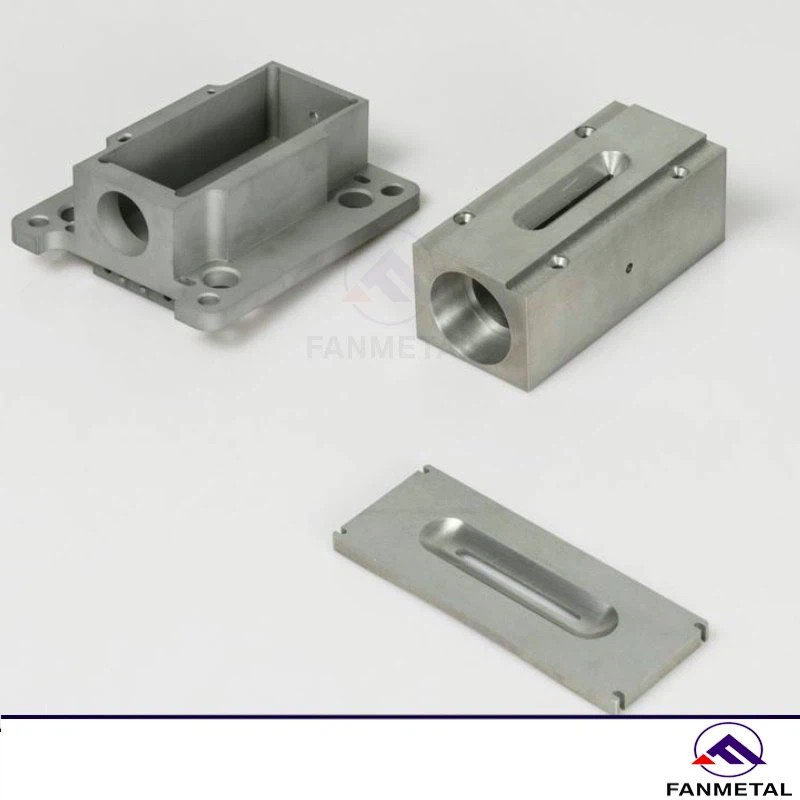 Części implantu jonów molibdenu